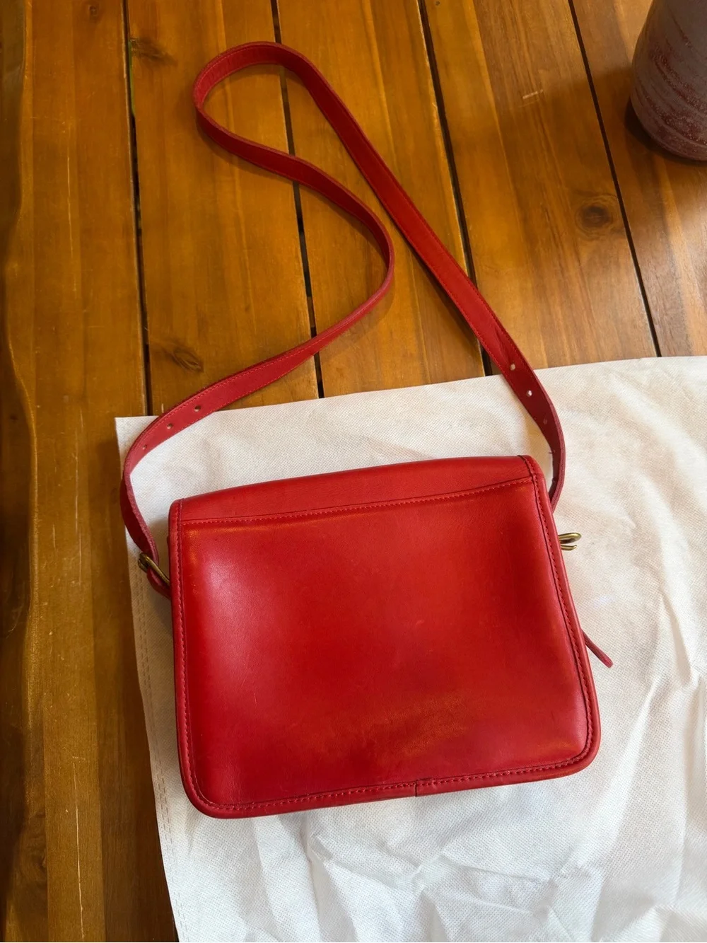 Rare Vintage Coach Red Leather Crossbody Bag with Buckle Strap - Picture 2 of 9